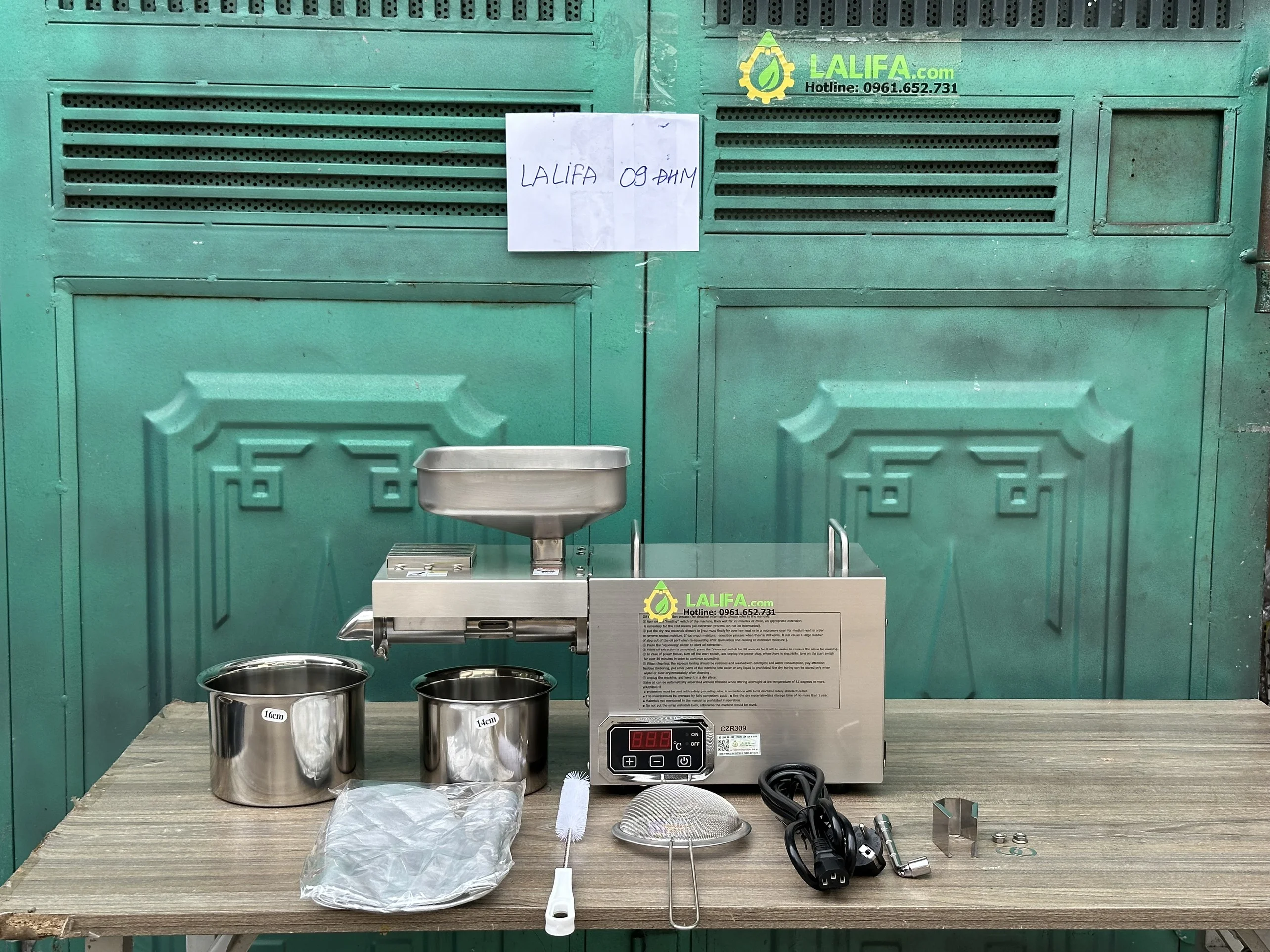 10 công dụng máy ép dầu lạc gia đình LALIFA tuyệt vời