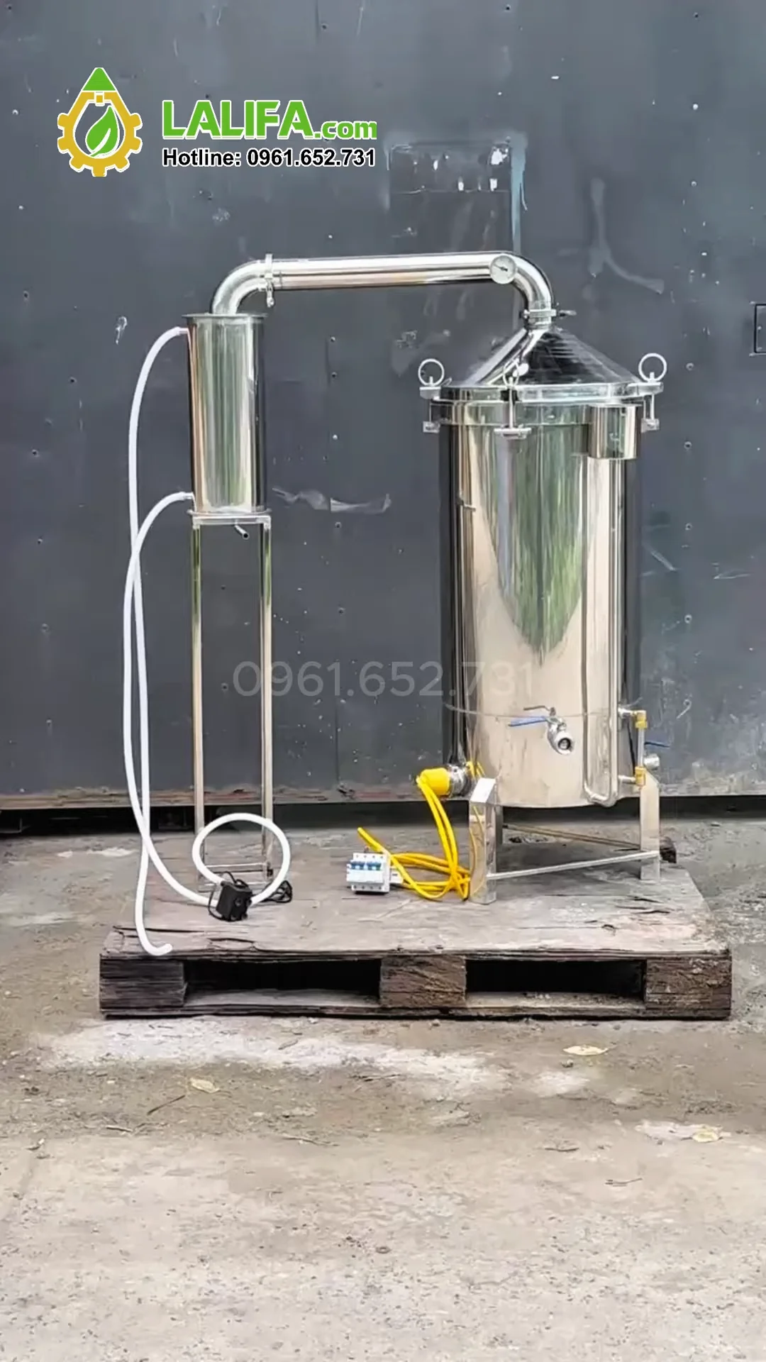 noi-chung-cat-tinh-dau-5-dung-dien