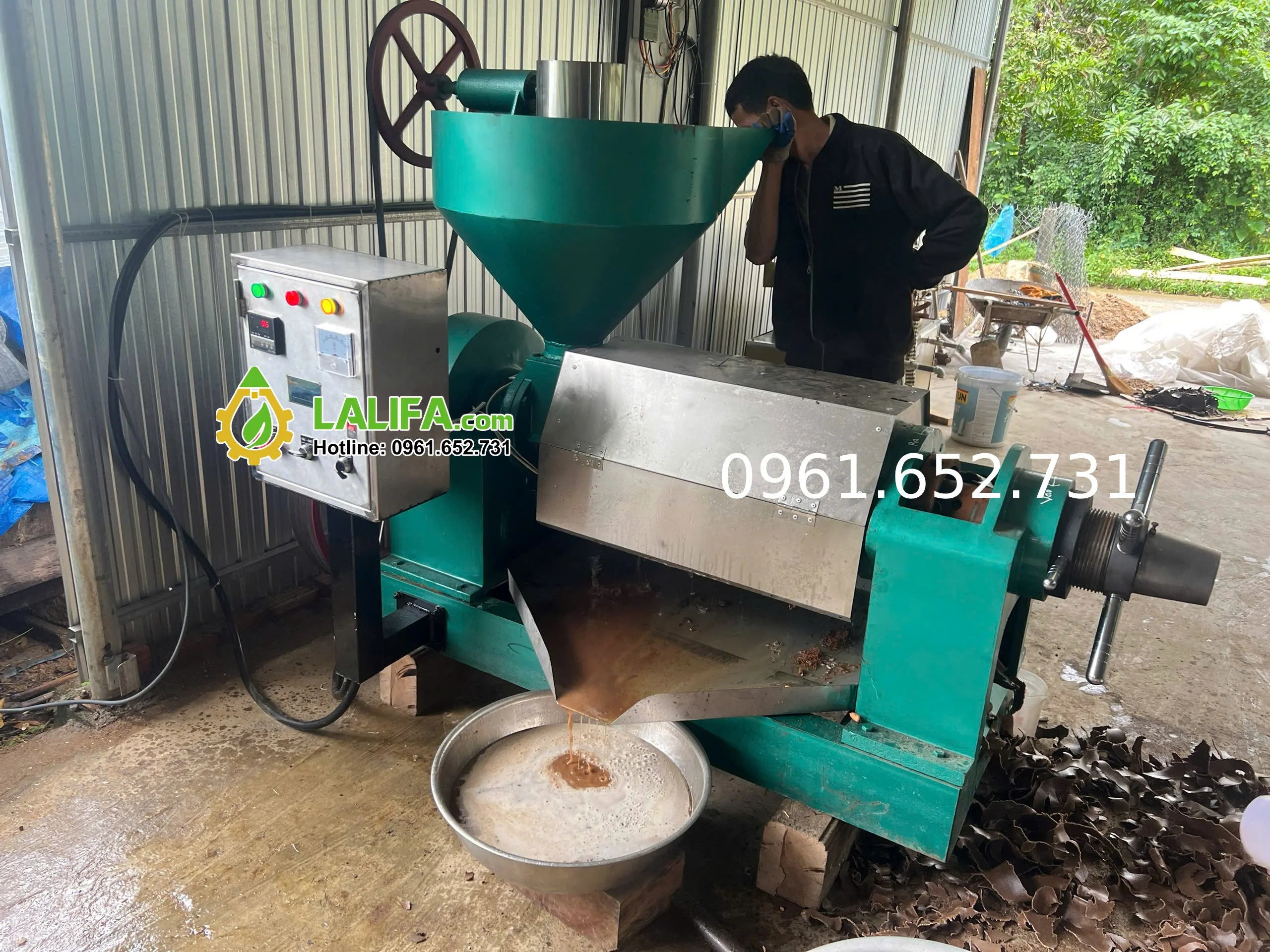 hoan-thien-ban-giao-va-lap-dat-bo-may-ep-dau-la130-tai-quang-nam-15112025-3